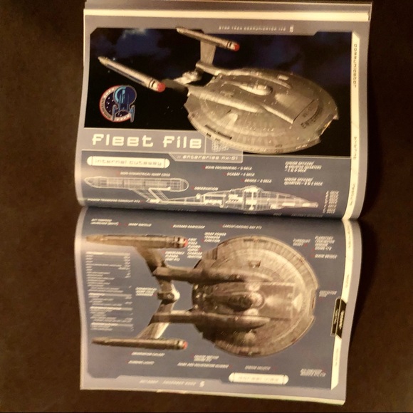 Star Trek Communicator - Picture 12 of 16